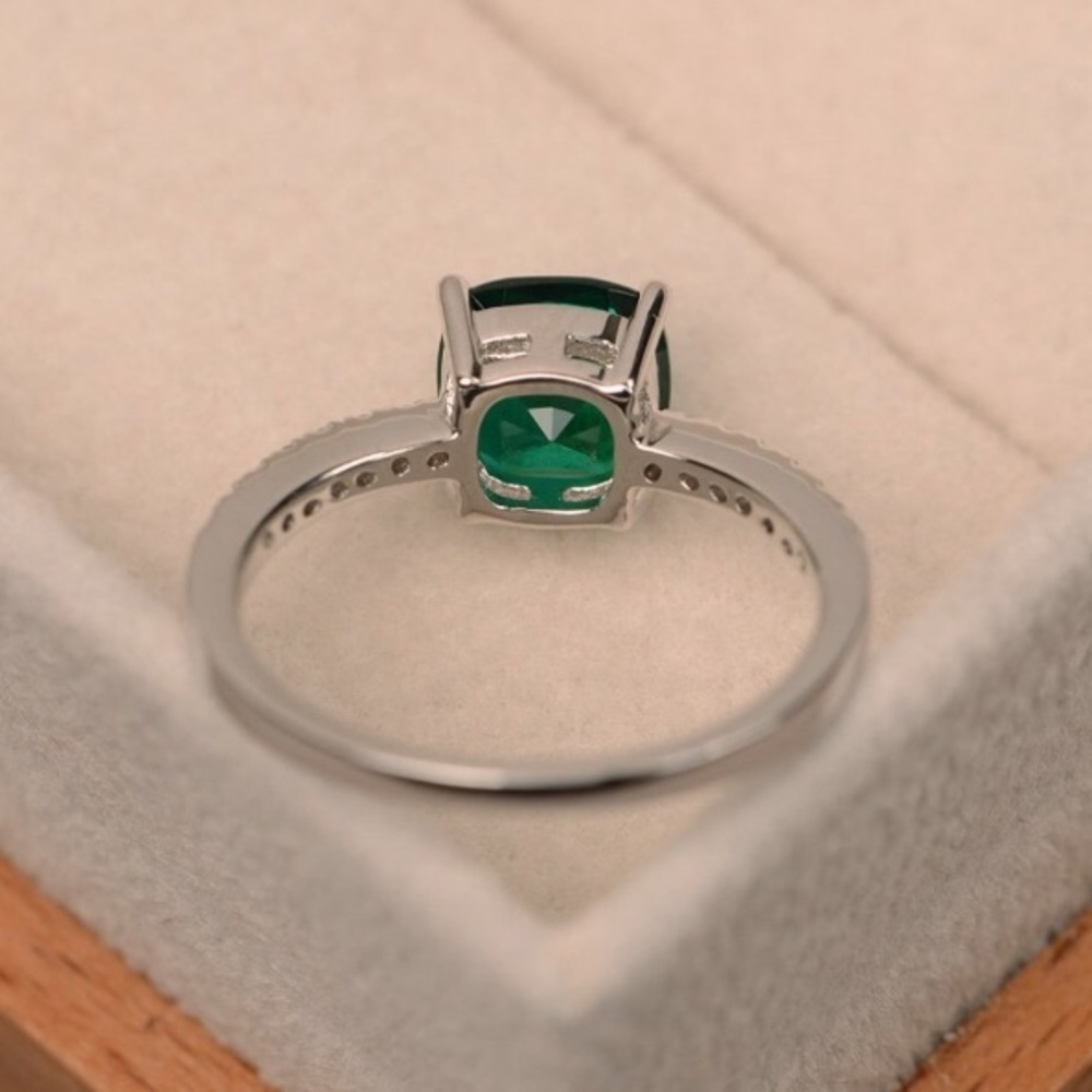 Dainty Cushion Cut Emerald & Diamond Silver Ring - Picture 3 of 6